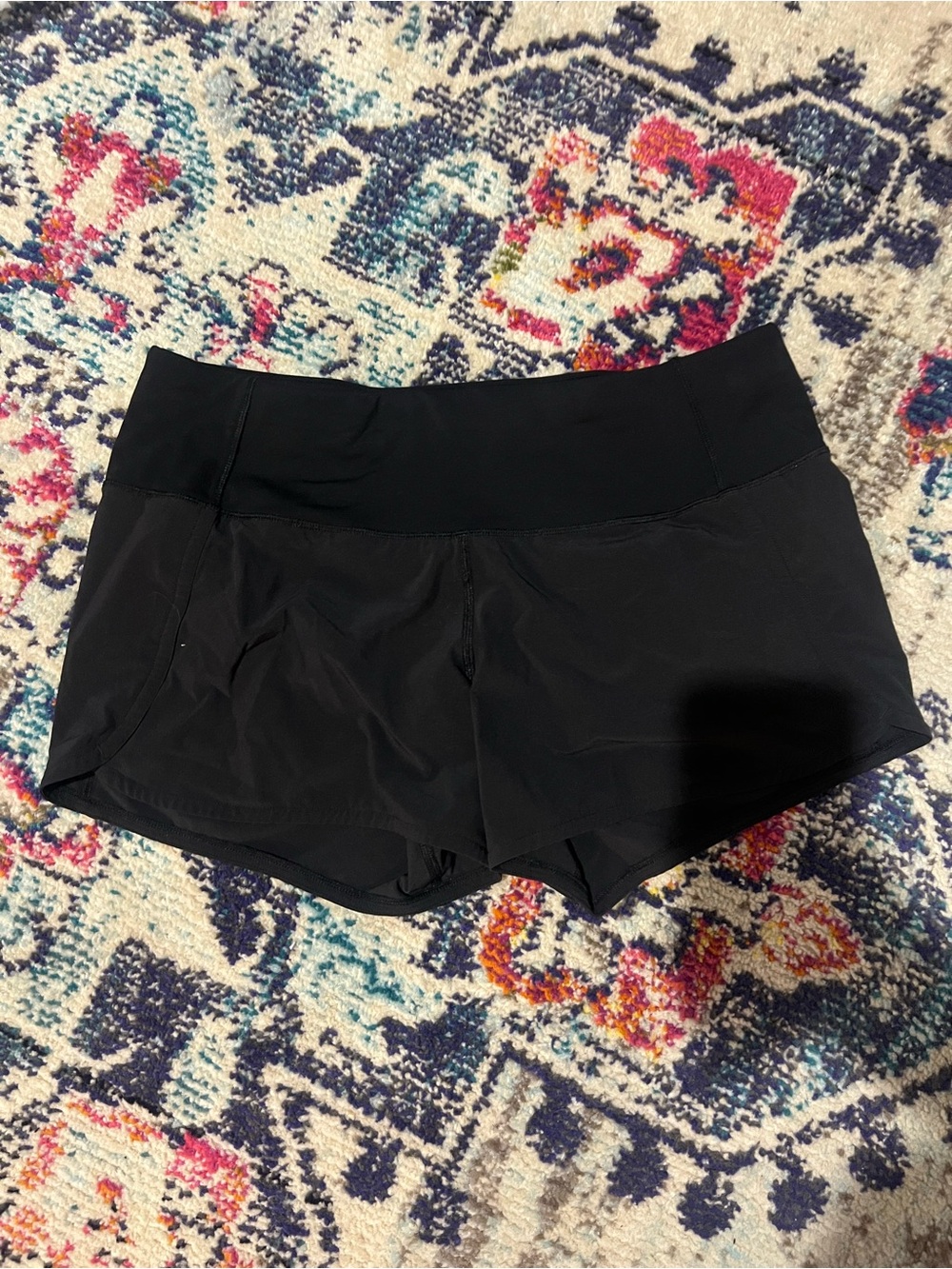 lululemon athletica Black Women's Athletic Shorts Size 6